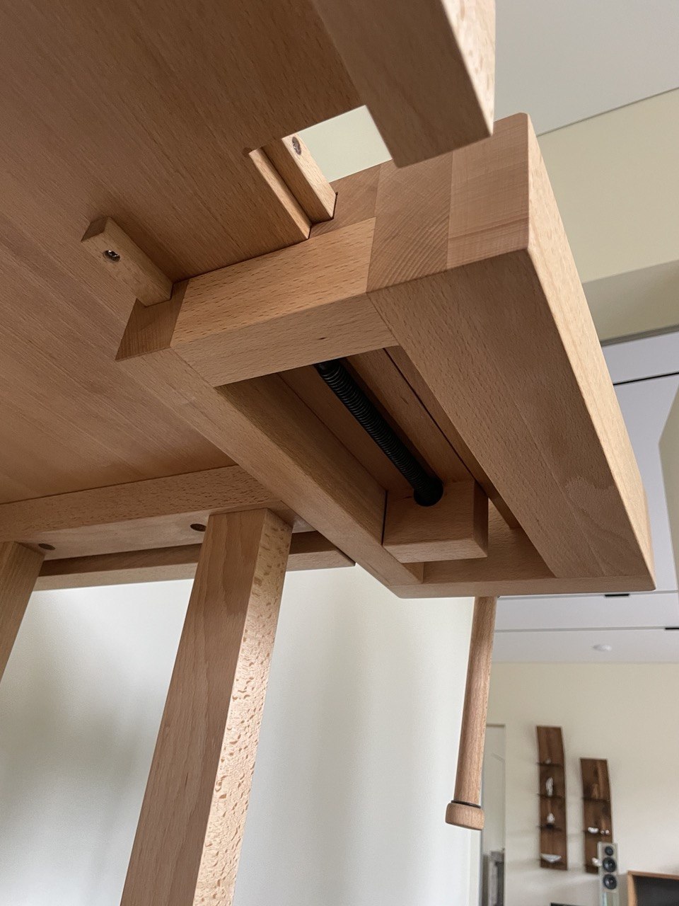 ブナの木工作業台 — image 4